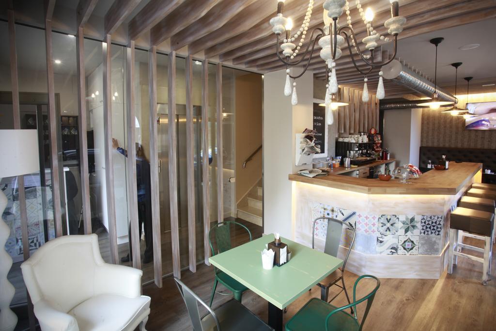 Hotel Habitat Cm Muxía Extérieur photo